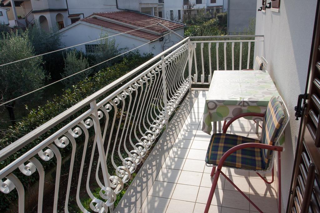 Apartments Silvia โปเรช ภายนอก รูปภาพ